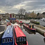 Roxanne - Boat Skipton