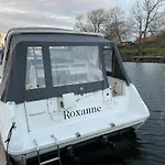 Roxanne - Boat