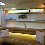 Roxanne - Boat