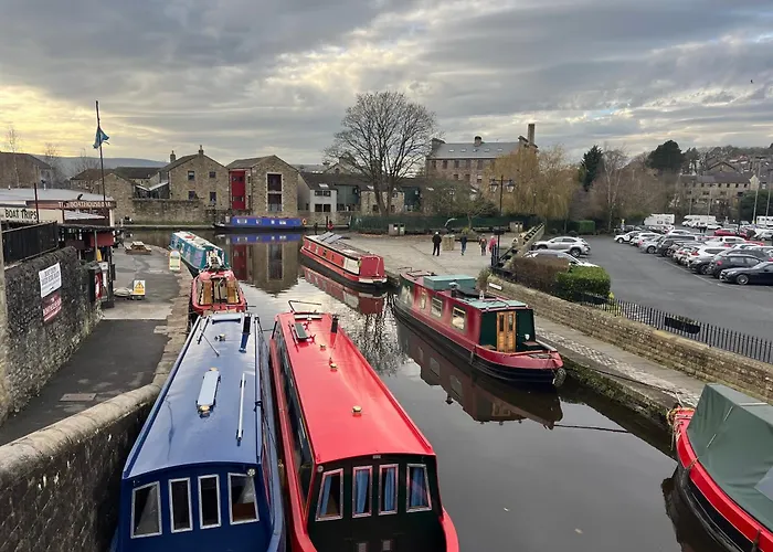 Roxanne - Boat Skipton