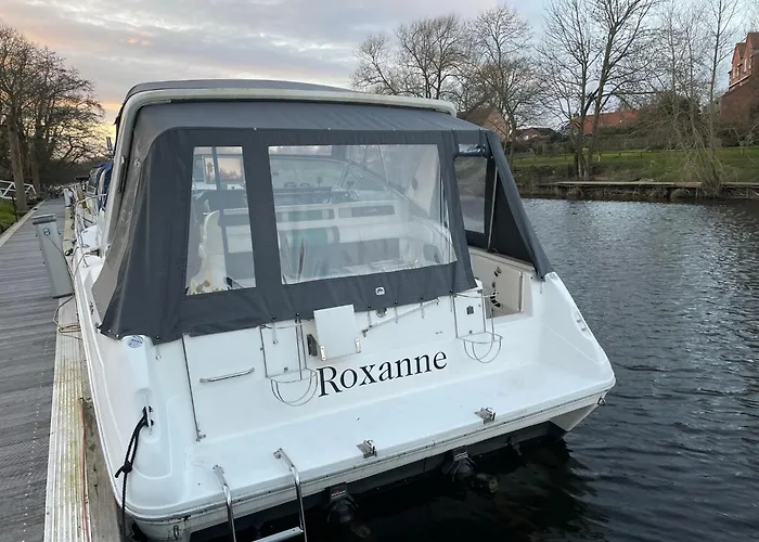 Roxanne - Boat